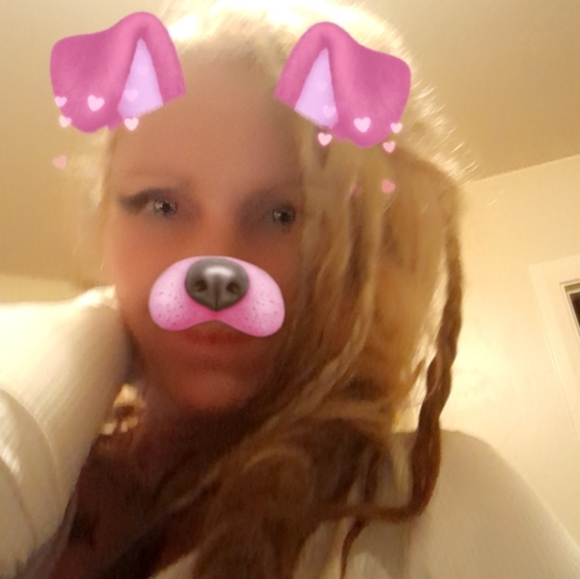 Meet your Posher, Crystal - Picture 11 of 16